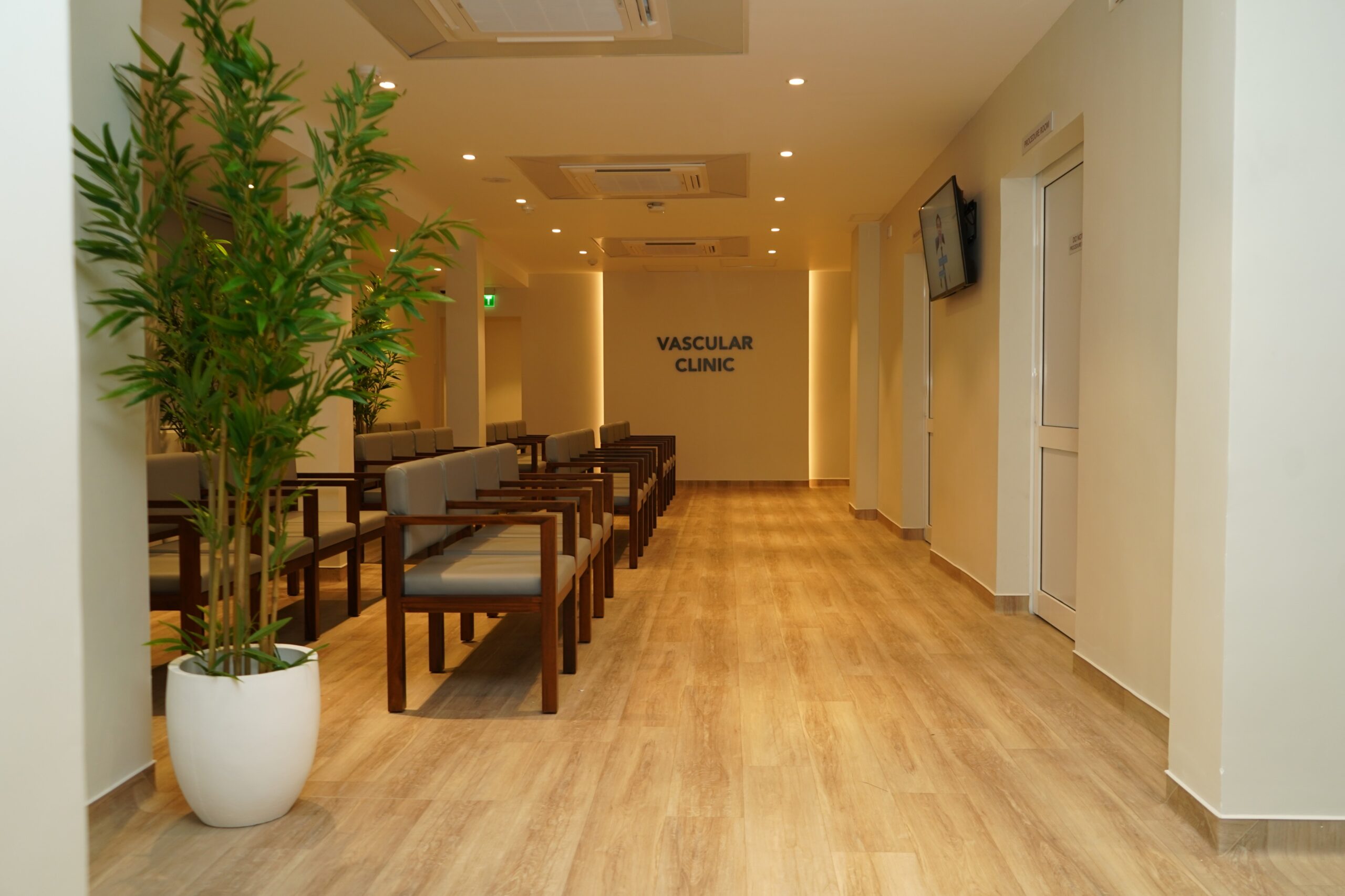 இலங்கையில் விசேட மருத்துவ சிகிச்சைகளை மேம்படுத்தும் வகையில், நவீன குருதிக்குழாய் மருத்துவ நிலையத்தை அறிமுகப்படுத்தும் Durdans  மருத்துவமனை