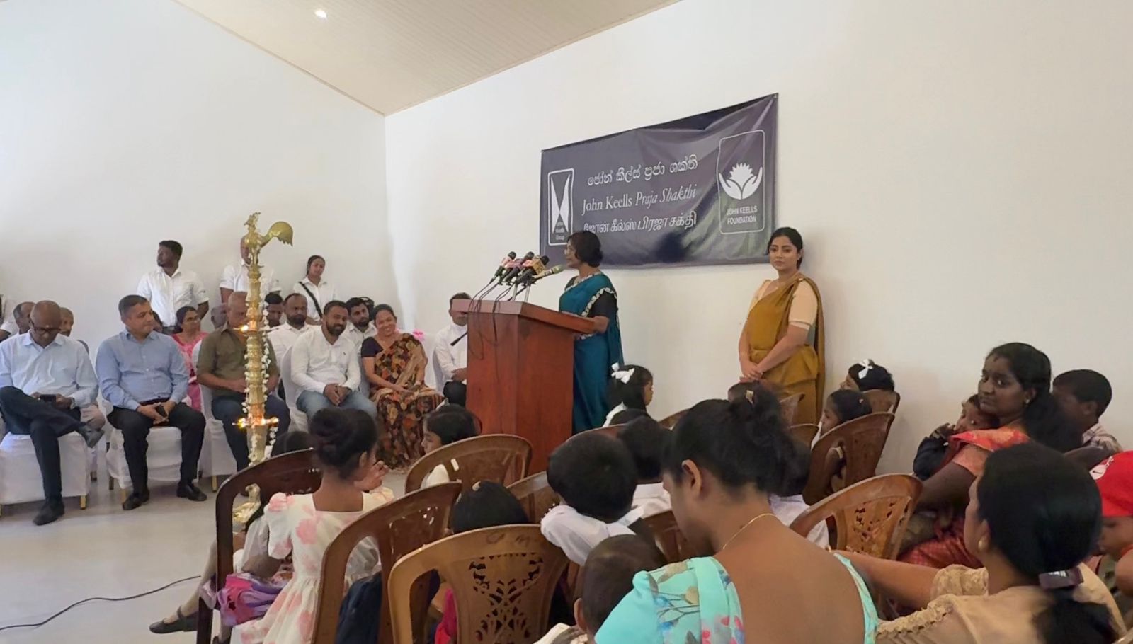 ஜோன் கீல்ஸ் அறக்கட்டளை மற்றும் விக்டோரியா கொல்ஃப் ரிசோர்ட்ஸ் நித்துலேமட மாதிரி முன்பள்ளியின் உரிமையை மெததும்பற பிரதேச சபையிடம் ஒப்படைத்துள்ளன