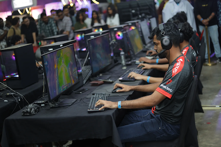 LVG ESPORTS Secure Best Esports Clan Title at Sri Lanka’s Largest Esports Event, Gamer.LK’s Play Expo 2025 with Munchee Savory as the Platinum Partner and Powered by Coca-Cola image 4