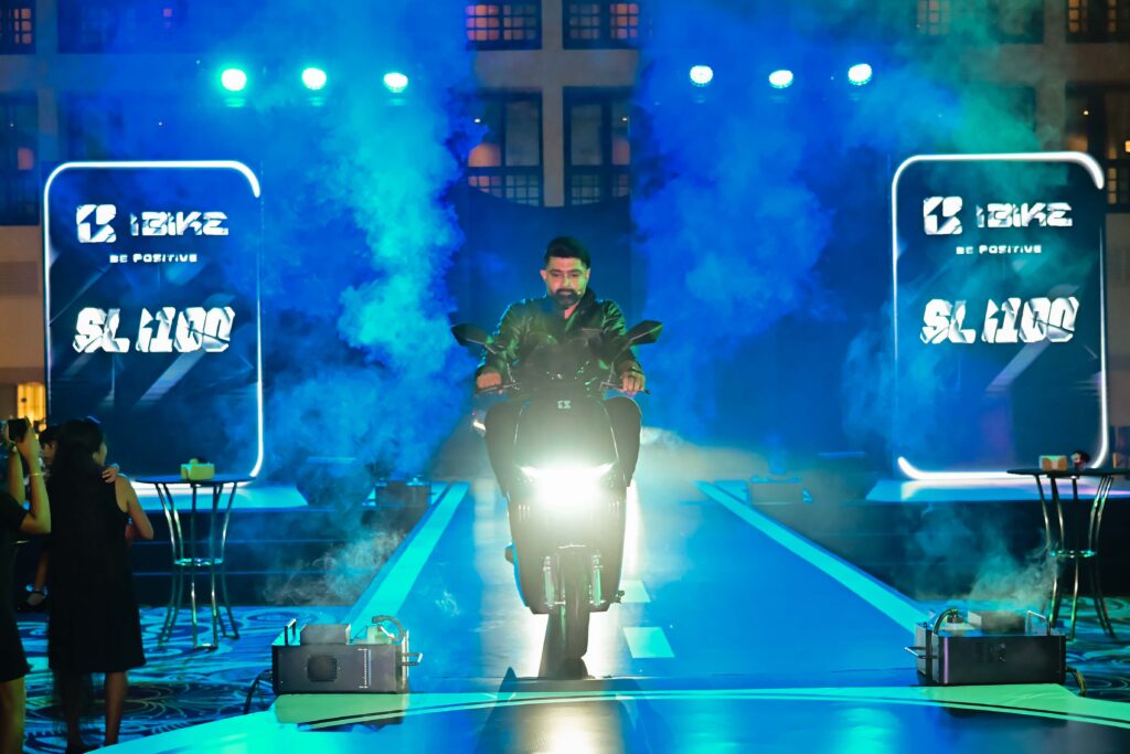 i Grid Holdings Proudly Introduces the i BIKE SLI 100 to Modern Sri Lanka z63 9064