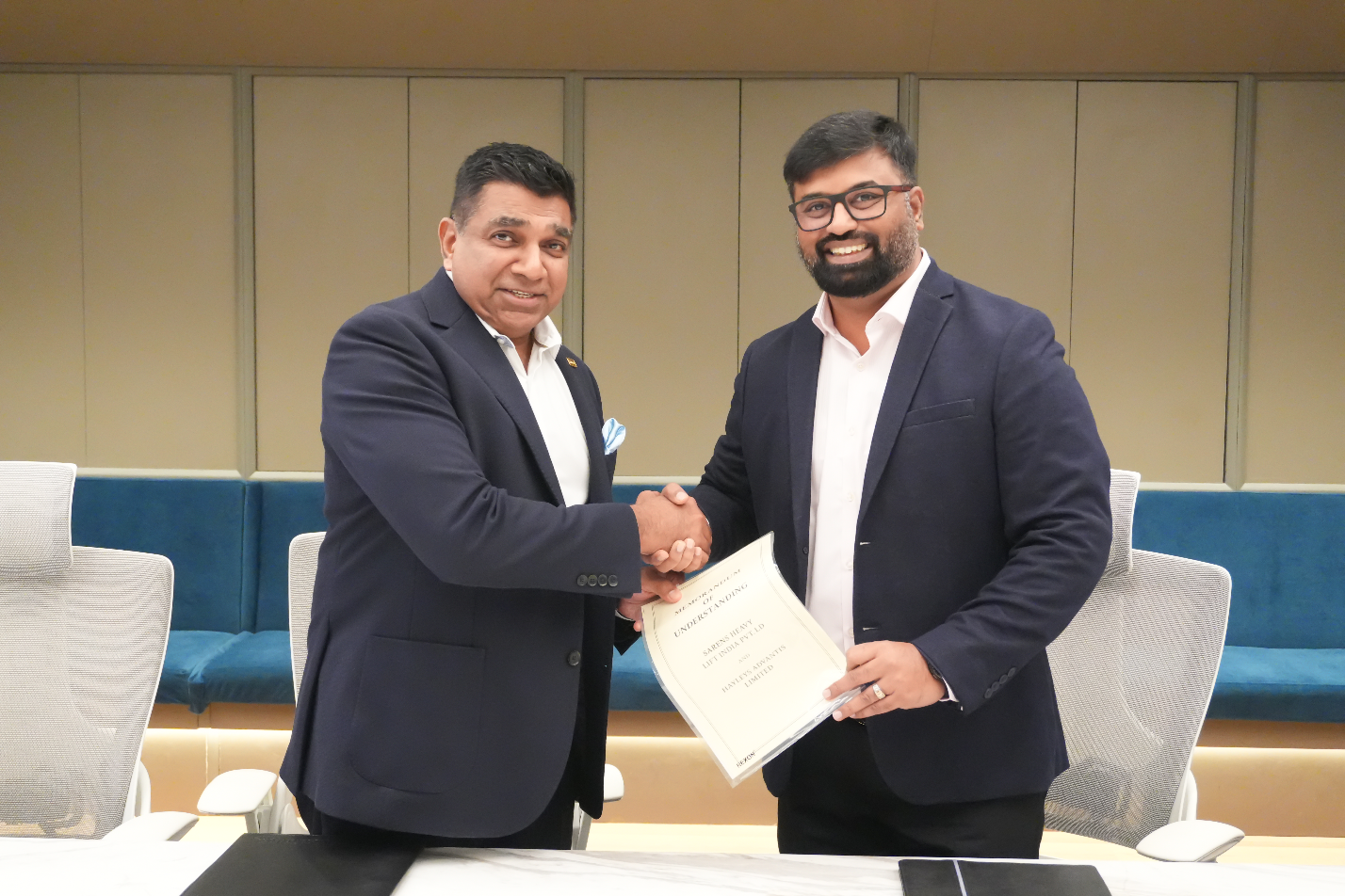 Advantis and Sarens Forge Strategic Joint Venture to Strengthen Heavy Lift and Engineered Transport Capabilities