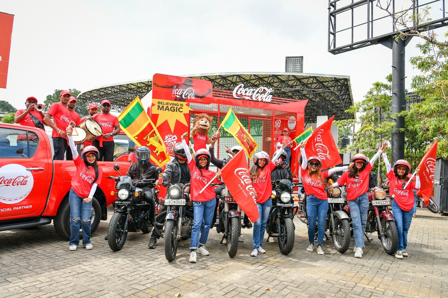 ஐசிசி ஆடவர் T20 உலகக் கிண்ணத்தின் விறுவிறுப்பை இலங்கை முழுவதும் கொண்டு வரும் Coca-Cola