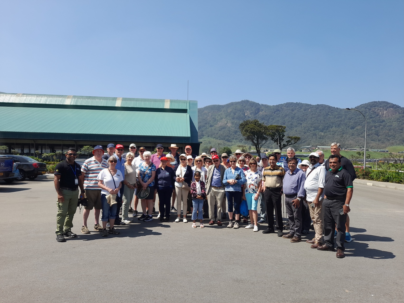 යුරෝපීය සහ ජර්මානු කිරි ගොවිපොළ හිමිකරුවන්ගේ ඉහළ ඇගයීමට ලක්වූ අඹේවෙල කිරි ගොවිපොළෙහි විශිෂ්ටත්වය