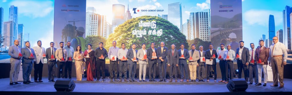top category winners with dr. harsha cabral pc, mr. s. r. gnanam and mr. dashantha udawatta of tokyo cement group