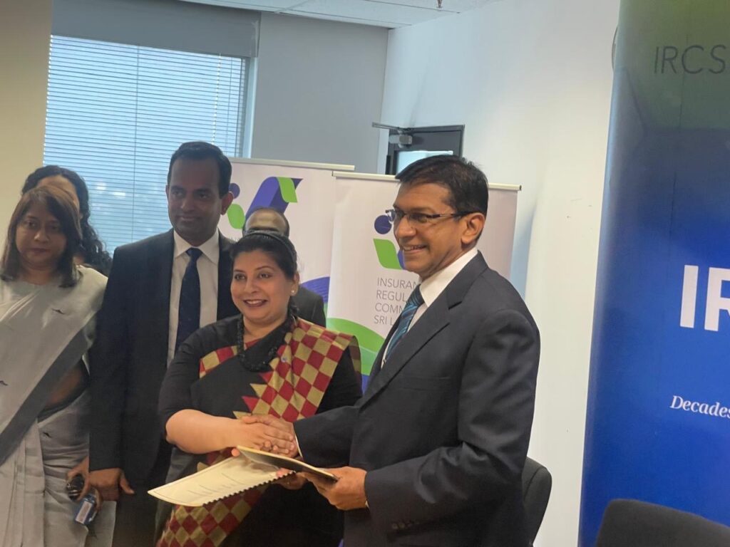 Allianz Lanka Strengthens Industry Collaboration Through CRIB Insurance Data Repository Agreement image