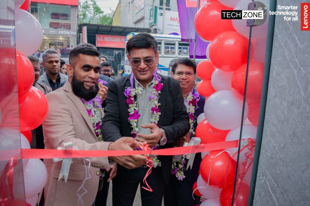 Techzone launches AI Enabled Lenovo Experience Store in Kandy image1