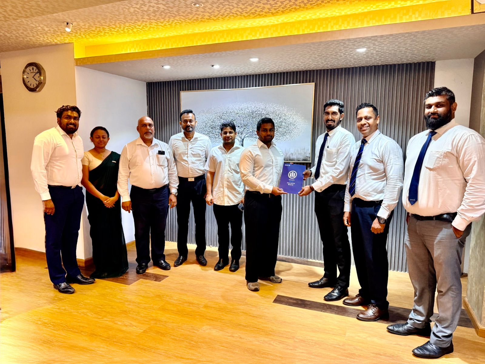 Allianz Insurance Lanka වෙතින් දැඩිගම ශාඛා ජාලය හරහා රක්ෂණ සේවාවන් රැසක් පාරිභෝගිකයා වෙත පිරිනමයි